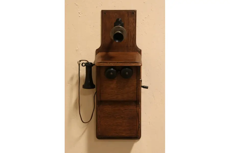 Photo of Stromberg Carlson Oak 1912 Antique Wall Telephone