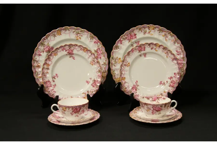 Photo of Spode Irene Bone China, 2 Place Settings