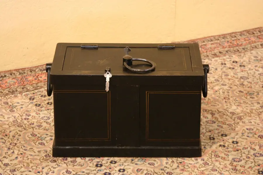 Photo of Victorian Antique 1890 Iron Safe