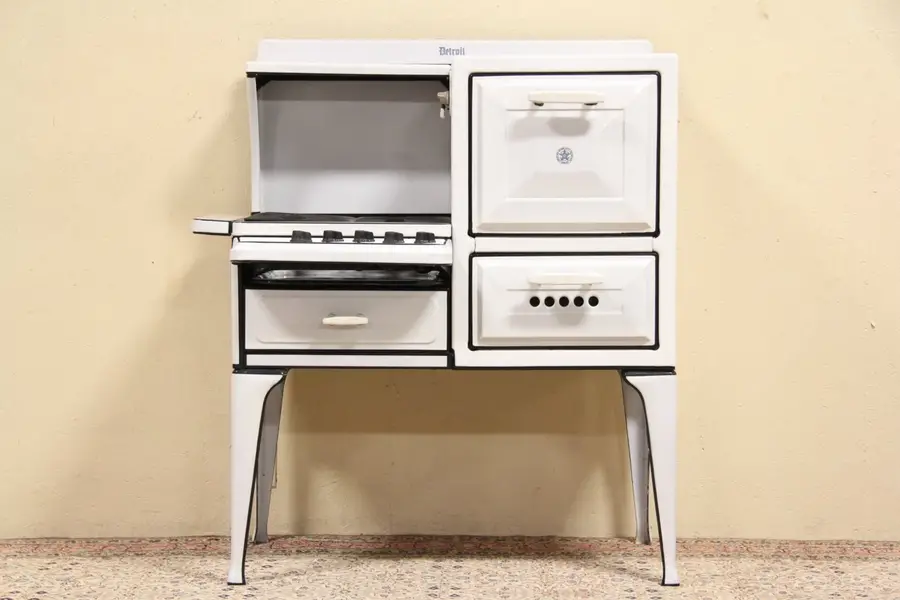 Photo of Detroit White & Black Enamel 1920 Gas Range or Stove