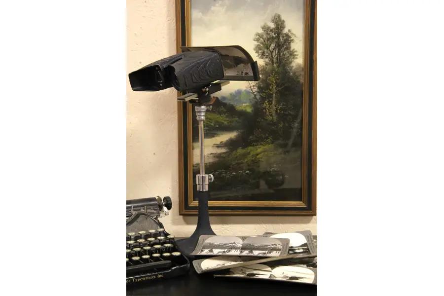 Photo of Library Stereoscope 1920's Viewer, Stand & Cards