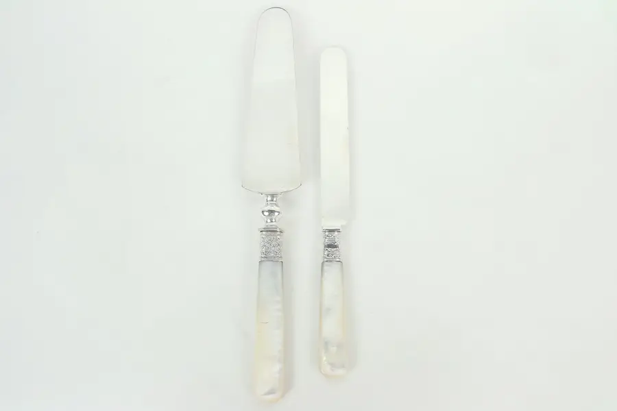 Photo of Pearl Handle Antique Silverplate Cake Knife & Pastry Server, Signed 28924