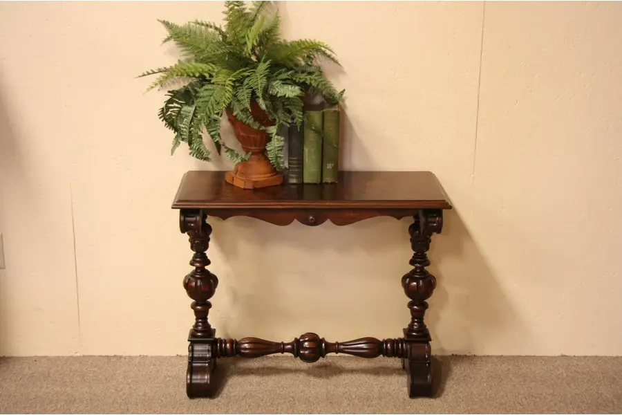 Photo of English Tudor End, Chairside or Sofa Table