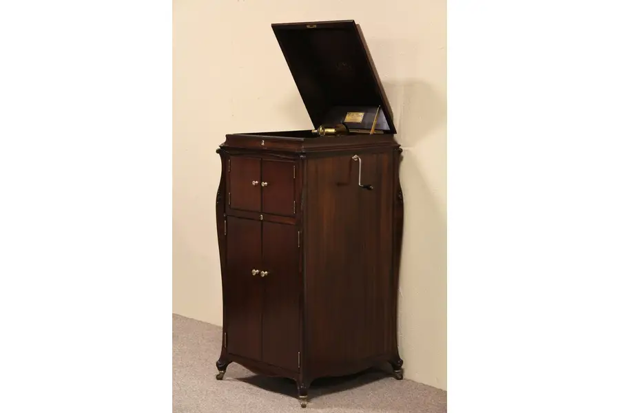 Photo of Victor Victrola Antique Record Player Phonograph