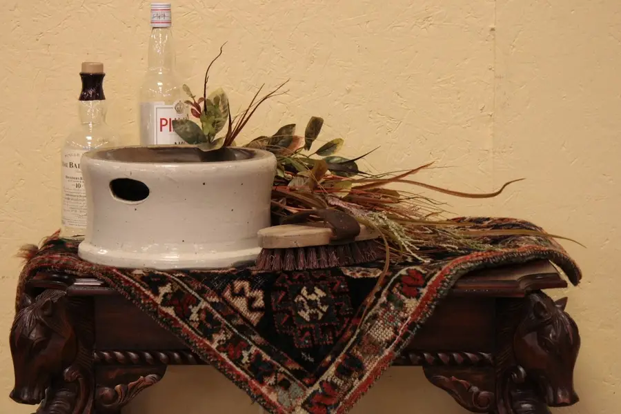 Photo of Victorian Hand Glazed Spittoon