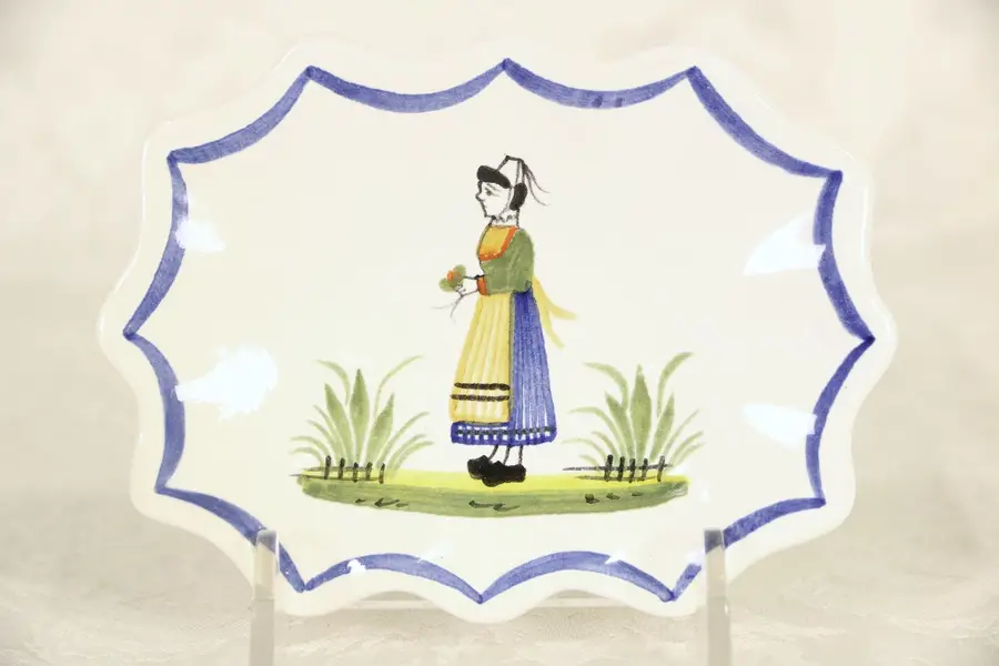 Photo of Quimper Soap Dish or Small Tray, Hand Painted & Signed, Brittany, France