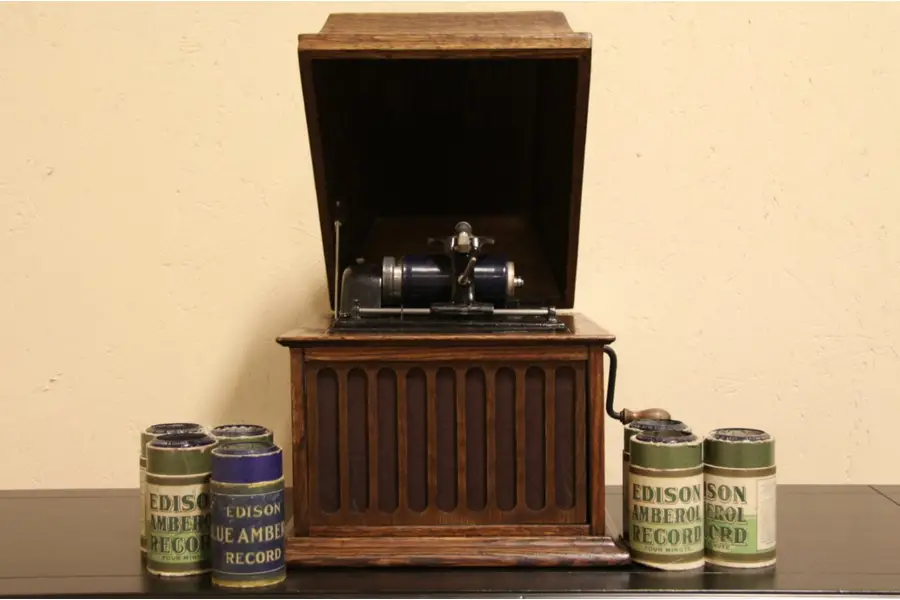 Photo of Edison Amberola Antique Oak Cylinder Phonograph