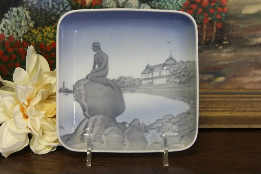 Photo of Bing & Grondahl 'Little Mermaid' Square Dish or Tray #531/455