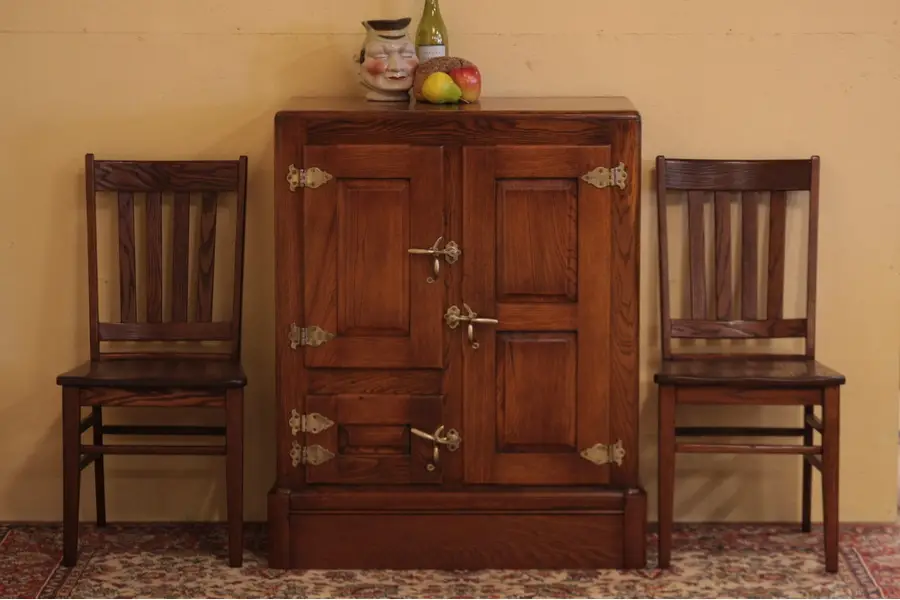 Photo of Victorian Antique 1895 Oak Ice Box