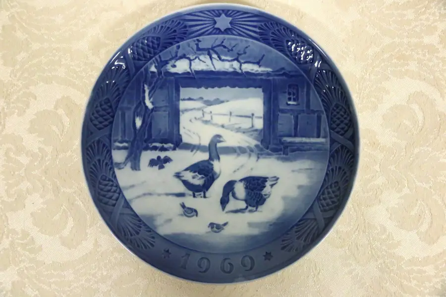 Photo of 1969 ROYAL COPENHAGEN Collectible Christmas Plate: GEESE IN COURTYARD Porcelain