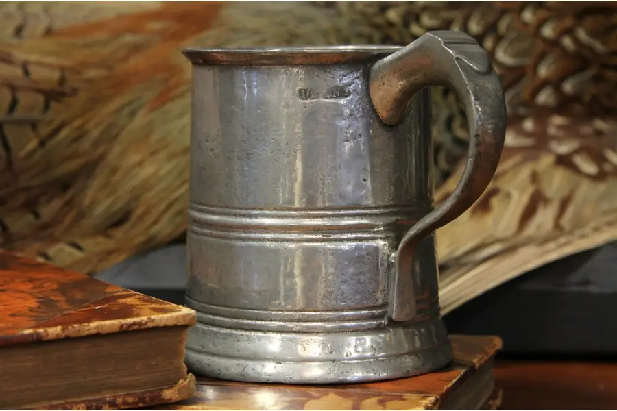 Photo of Engish Antique Pewter Pub Half Pint Tankard