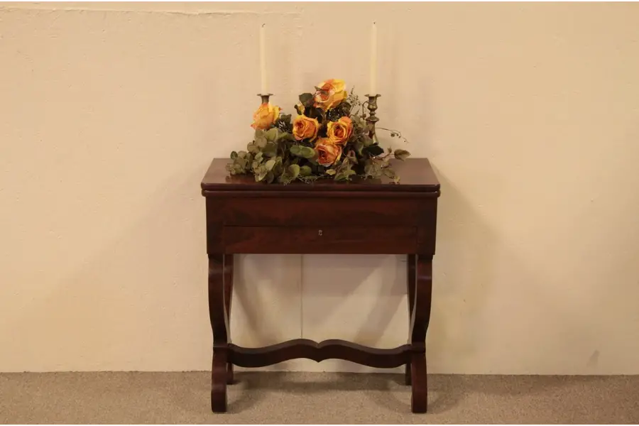 Photo of Empire Swivel Top Game Table