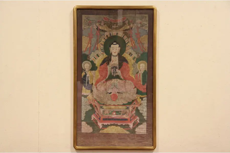 Photo of Chinese Buddha late 1800's Painting on Silk, 1940's Frame