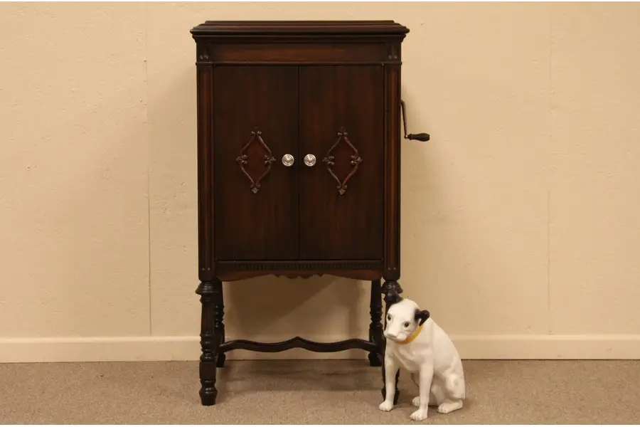 Photo of Brunswick Seville Phonograph Record Player