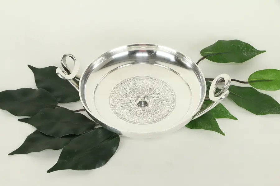 Photo of Greek Kylix, Gorham Silverplate Bowl, Metropolitan Museum NY A