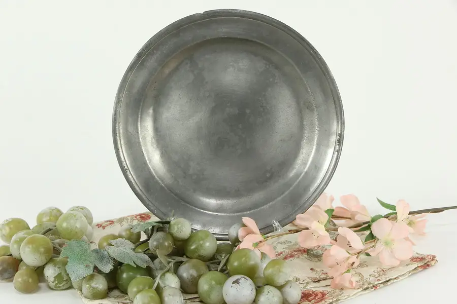 Photo of Pewter Antique 9" Plate Signed Townsend Giffin & Church