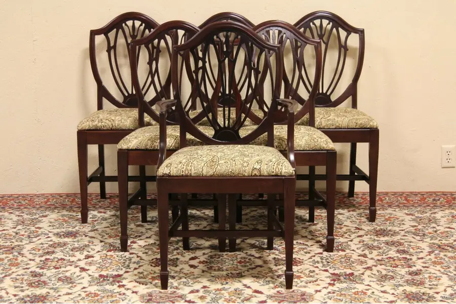 Photo of Set of 6 Shield Back Traditional 1940 Dining Chairs