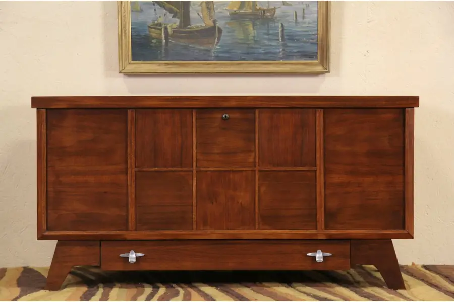 Photo of Midcentury Modern Lane Bench Cedar Chest, 1960 Vintage