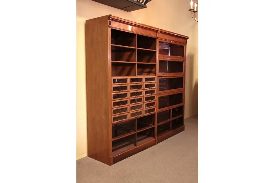 Photo of Closet Cabinet from Clothing Store, Double