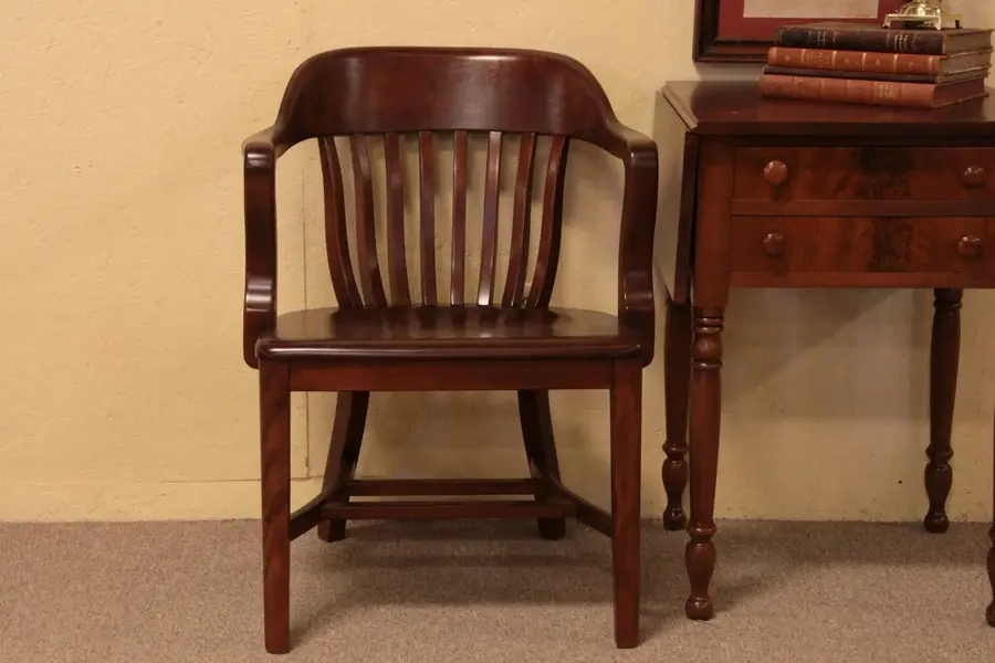 Photo of 1910 Antique Banker Arm Chair