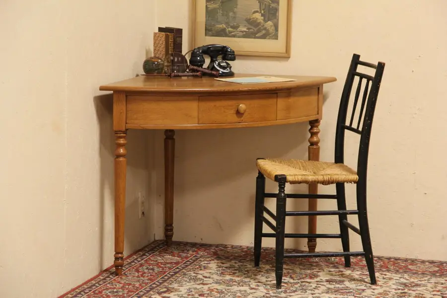 Photo of Oak English 1900 Antique Corner Writing Desk or Table