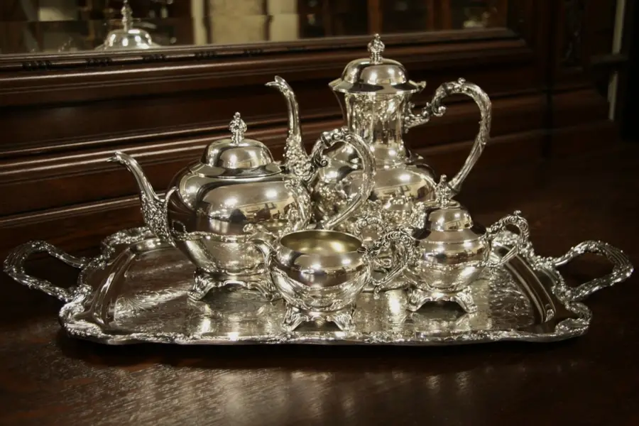 Photo of Rogers Silverplate Coffee & Tea Service with Tray