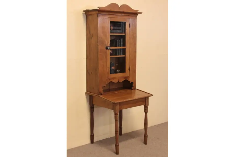 Photo of Country Pine Plantation Desk, Bookcase Top
