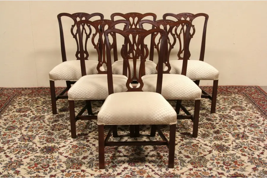 Photo of Set of 6 Kittinger Georgian Vintage Dining Chairs