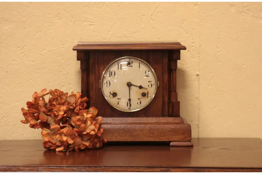 Photo of Victorian Oak Mantel or Shelf Clock