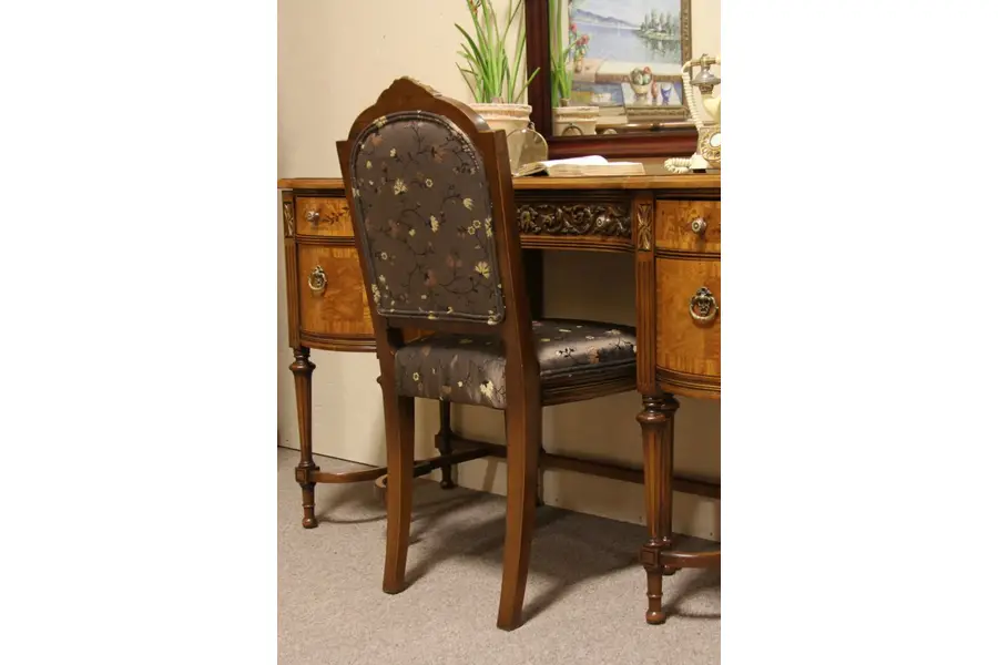 1925 Vanity Dressing Table or Desk Chair 1925 Vanity Dressing Table or Desk Chair