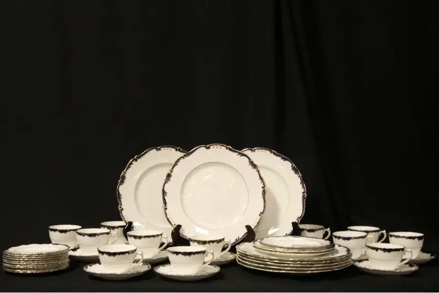 Photo of Coalport "Admiral Blue" Collection of China