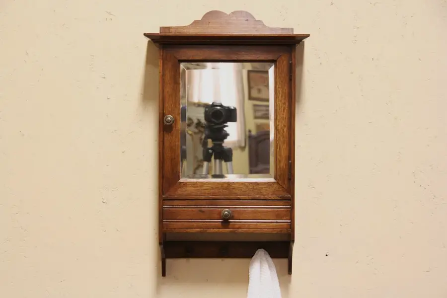 Photo of Oak 1900 Antique Hanging Cupboard or Medicine Chest