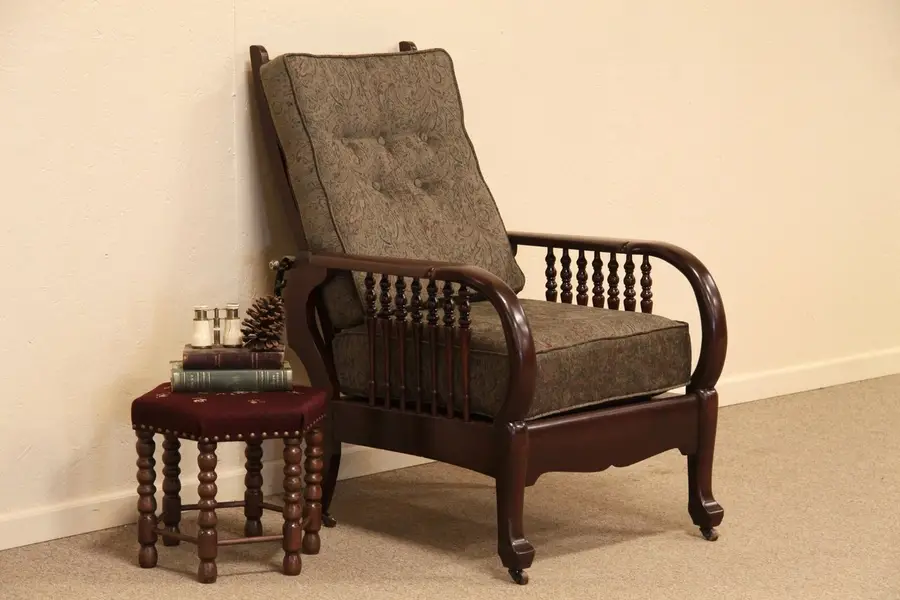 Photo of Carved Antique 1900 Recliner Chair