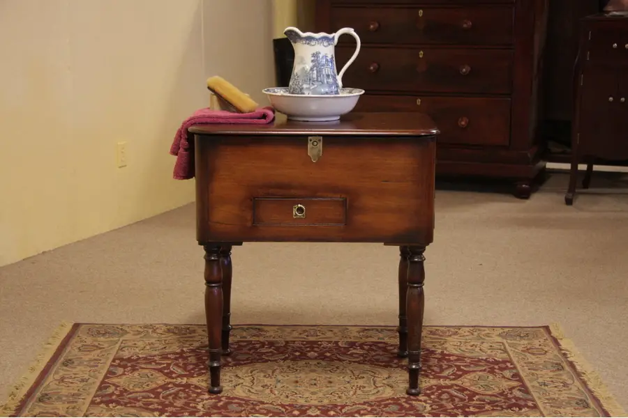 Photo of Gentleman's Dressing Case or Table, Beau Brummel