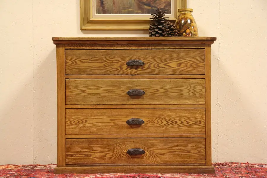 Photo of Oak 1900 Antique 4 Drawer Chest or Dresser