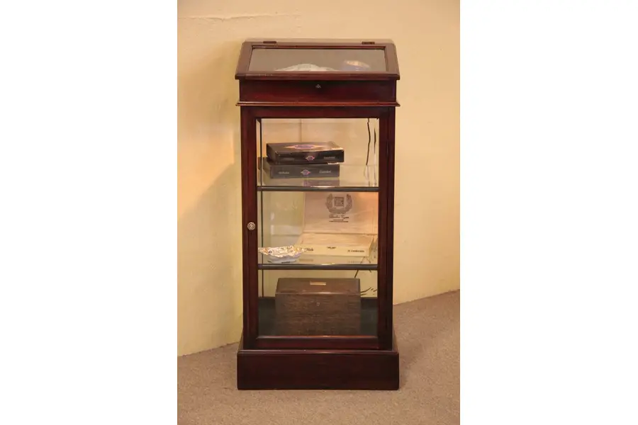 Photo of London Collector, Curio Advertising Display Cabinet