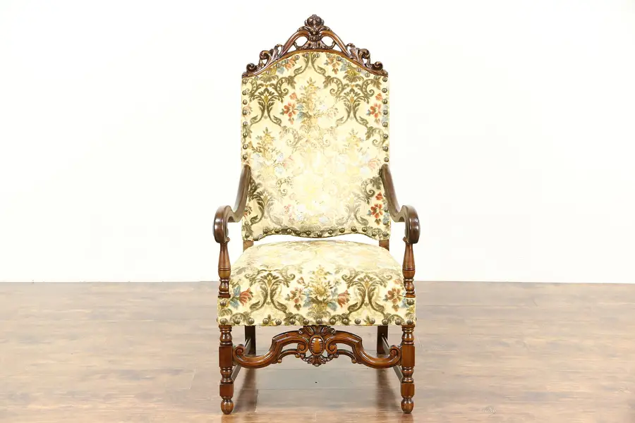 Photo of Carved Antique 1915 Hall or Throne Chair