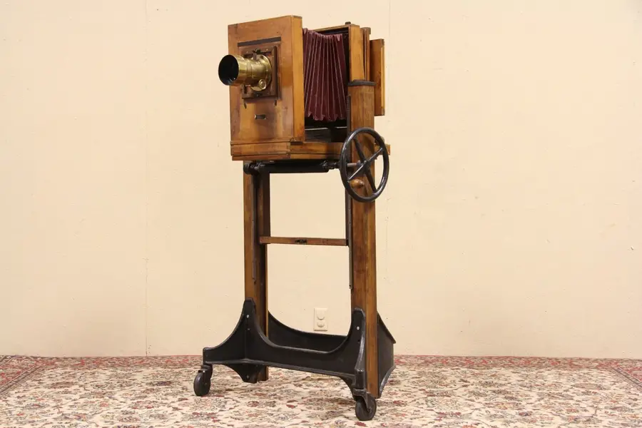 Photo of Century Graflex Studio Camera, Stand, Paris Dorlon Lens