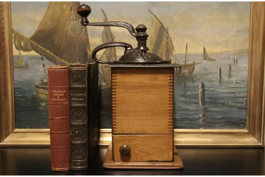 Photo of Victorian 1890's Antique Iron Coffee Grinder