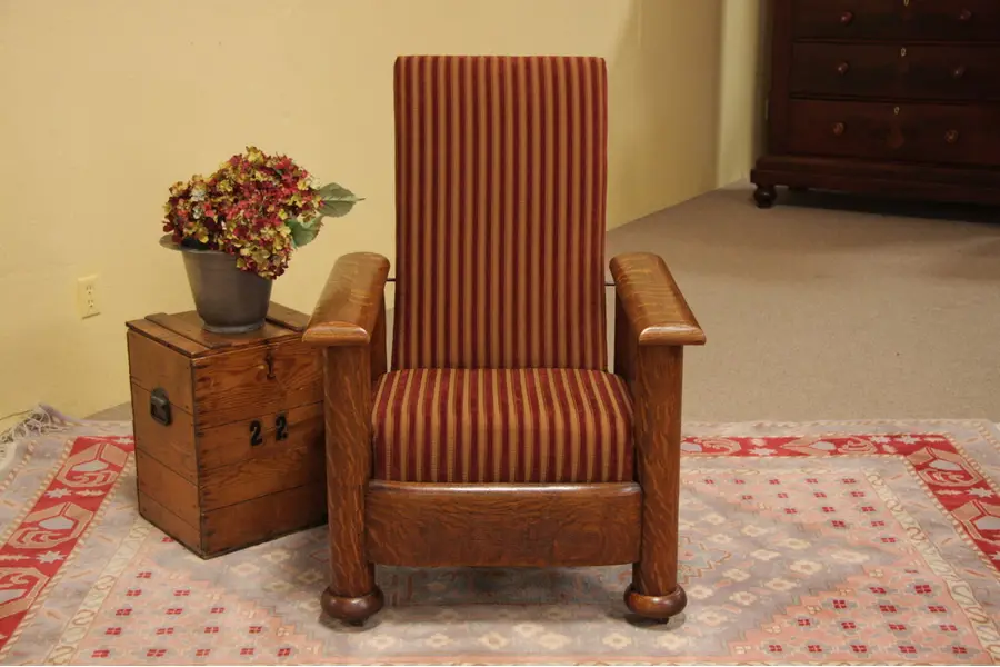 Photo of Arts & Crafts Reclining Oak Morris Chair