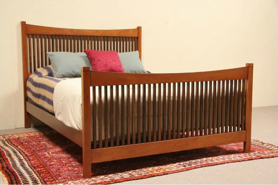 Photo of Stickley Cherry & Walnut 1998 Vintage Queen Size Bed