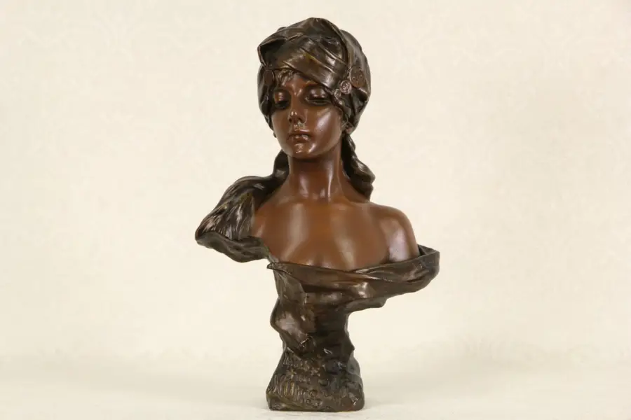 Photo of Scheherazade, 1001 Nights French 1900 Antique Bust, Signed Villaud