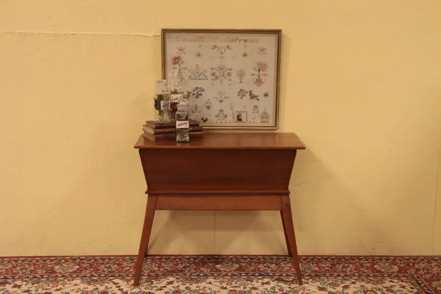 Photo of Primitive Country Pine Doughbox