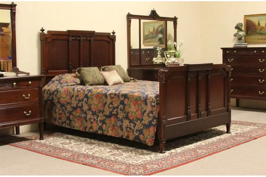 Photo of Carved Mahogany 1910 Antique Queen Size Bed