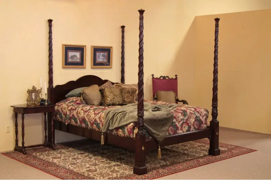 Photo of Hickory Reed & Ribbon Queen Poster Bed