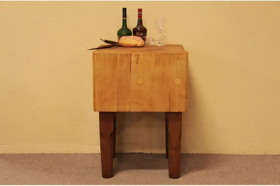 Photo of Maple Butcher Chopping Block