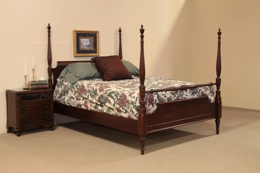 Photo of Mahogany Poster Full Double Bed