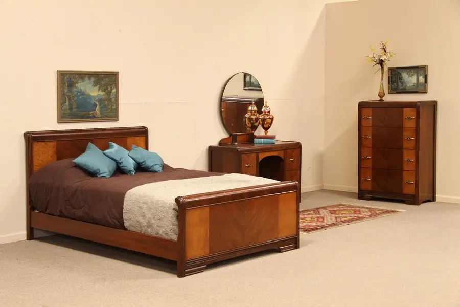 Photo of Art Deco Waterfall Full Size Bedroom Set