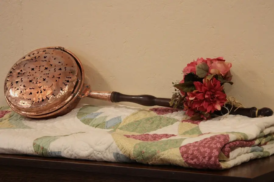 Photo of Victorian Antique Copper Bedwarmer