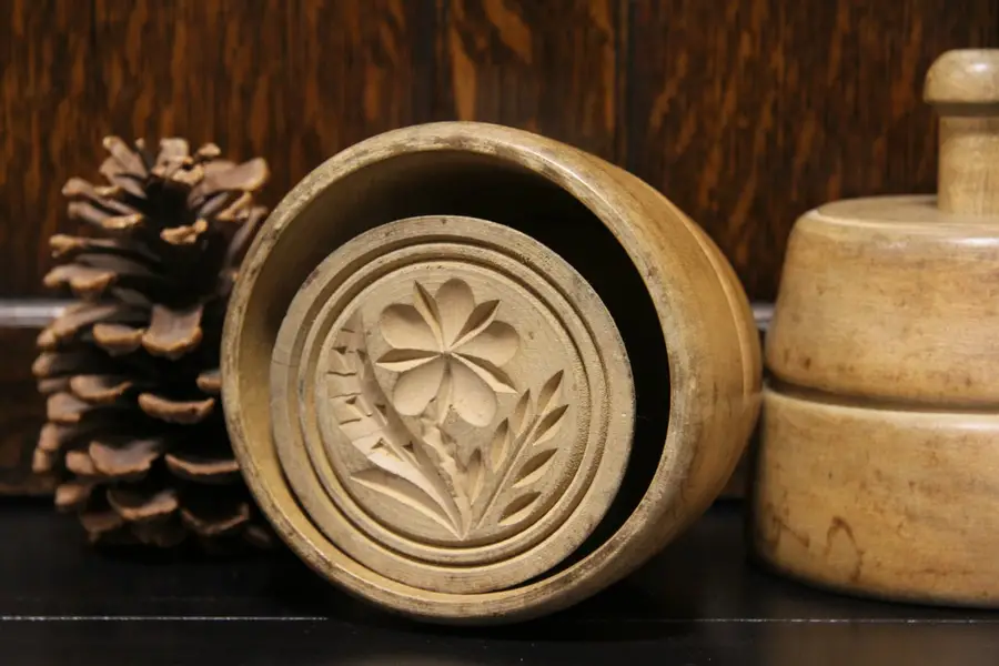 Photo of Butter Mold, Flower Carved Maple 1890 Antique